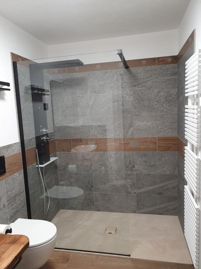 Casa Vacanza Lo Nano Fenis Dış mekan fotoğraf