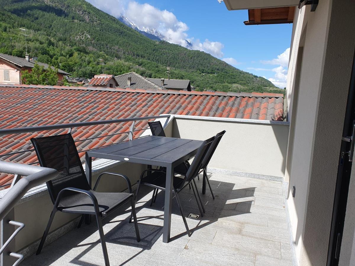 Casa Vacanza Lo Nano Fenis Dış mekan fotoğraf
